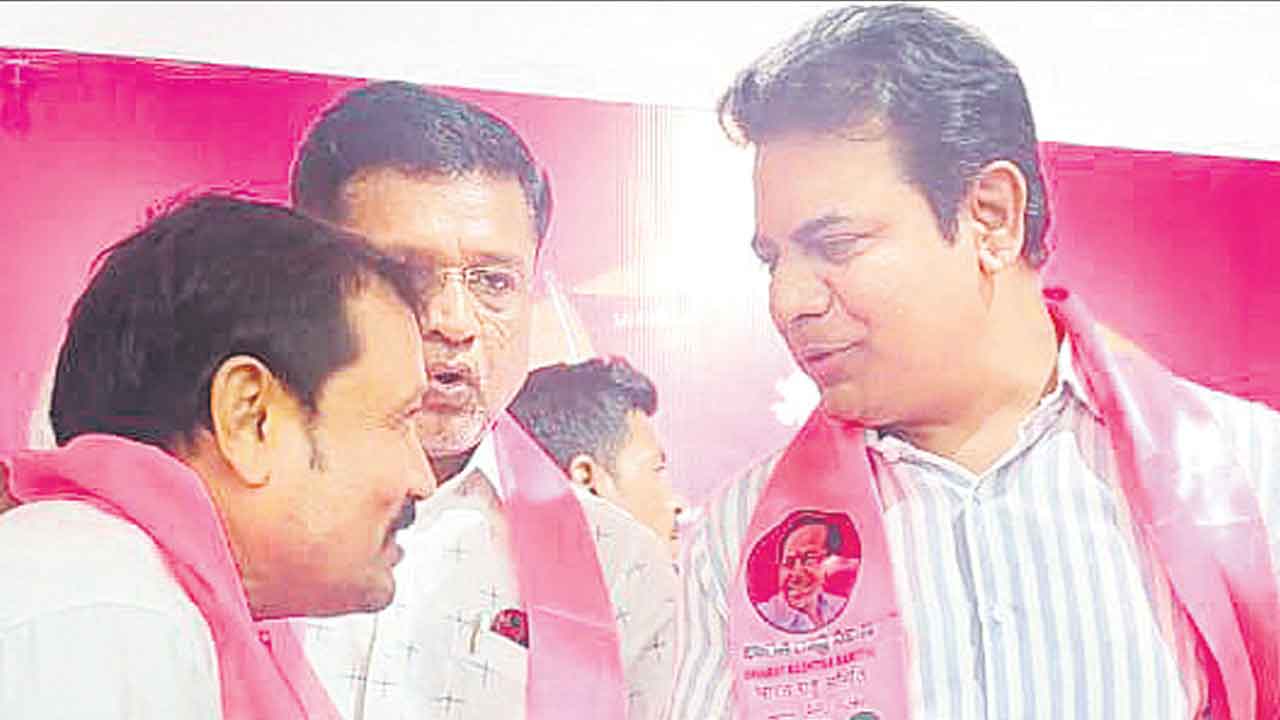 Congress | కాంగ్రెస్‌కు మరో షాక్‌.. బీఆర్‌ఎస్‌లో చేరిన సెగ్గం రాజేశ్‌