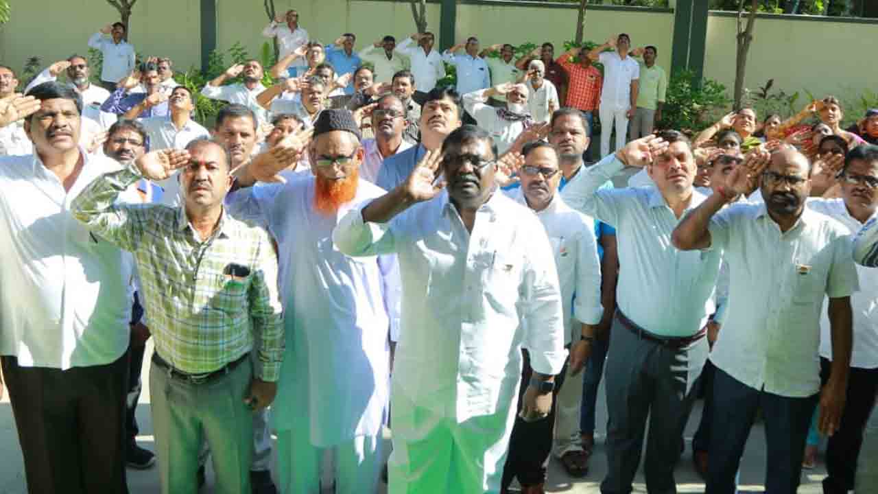 సబ్బండ వర్గాల సంక్షేమమే సర్కారు లక్ష్యం