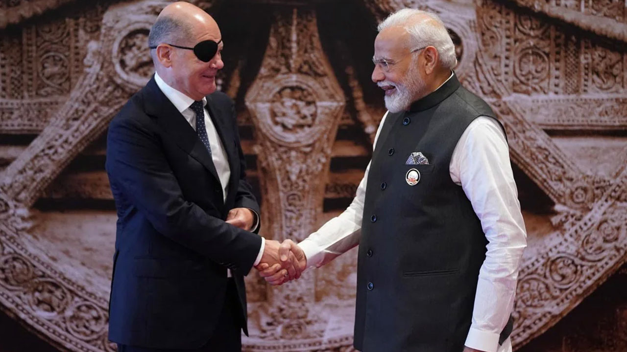 German Chancellor Olaf Scholz: కంటికి ఐ ప్యాచ్‌తో జీ20 మీటింగ్‌కు జ‌ర్మ‌నీ ఛాన్స‌ల‌ర్‌.. ఆ ప్యాచ్ ఆయ‌నెందుకు ధ‌రించారంటే