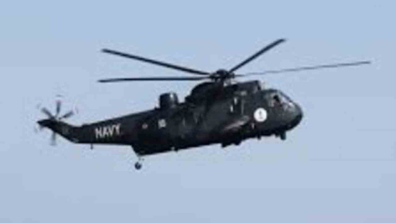 Pakistan navy helicopter crash | కూలిన పాకిస్థాన్ నేవీ హెలికాప్టర్.. ముగ్గురు సిబ్బంది మృతి
