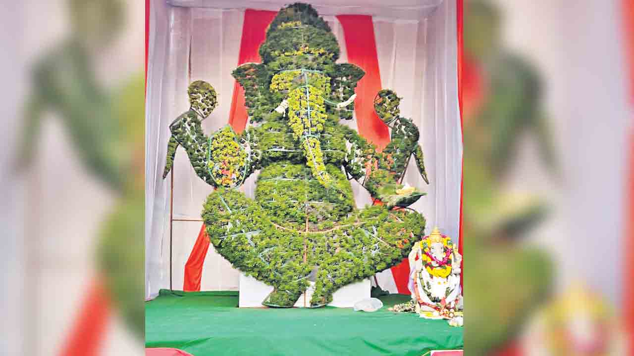 గణేశా.. మొక్కే శా