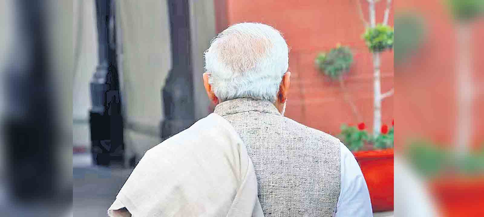 ఉర్జిత్‌ను పాముతో పోల్చిన మోదీ!