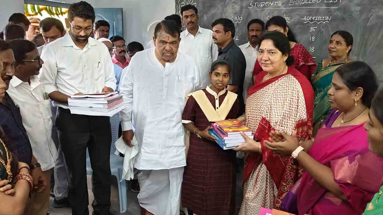 కేసీఆర్‌తోనే గిరిజనులకు న్యాయం