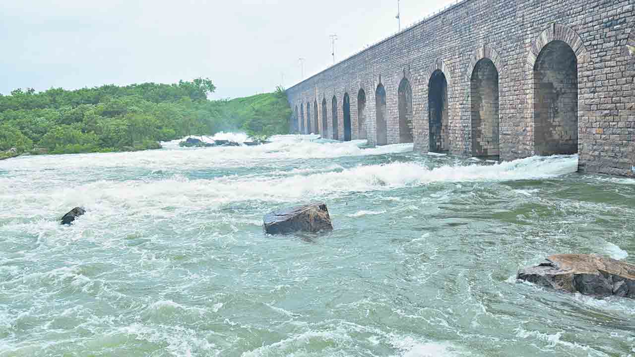 మూసీలోకి భారీగా వరద నీరు