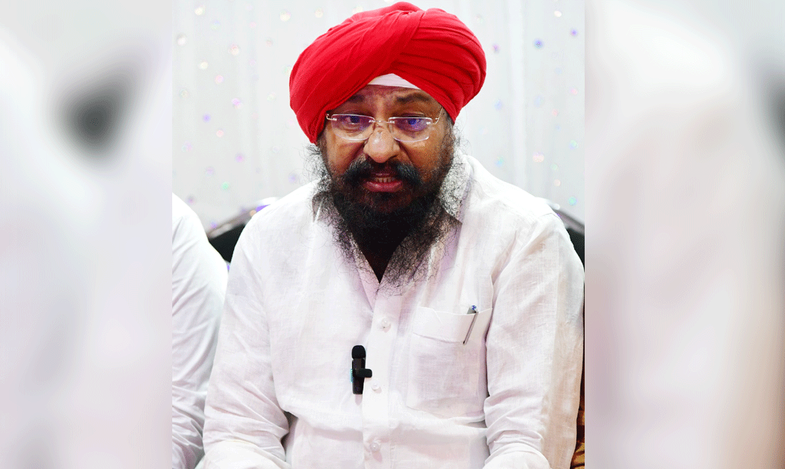 బండి నోరు అదుపులో పెట్టుకో