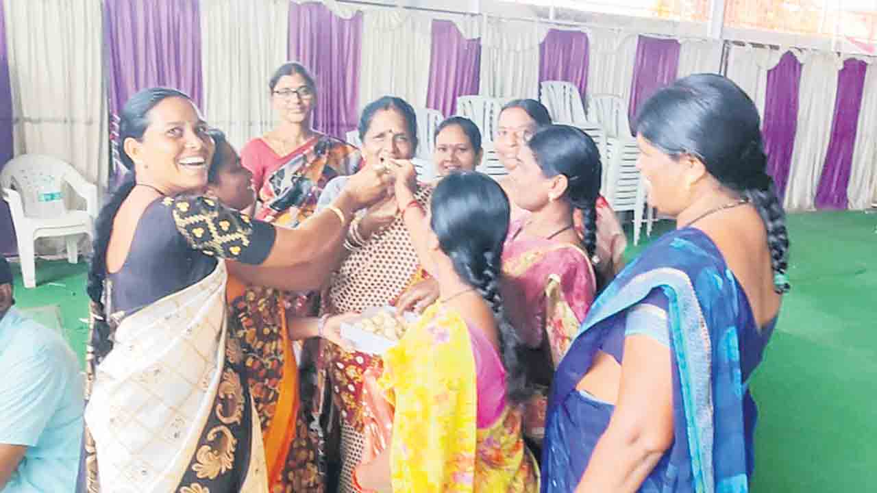 హామీ ఇచ్చారు.. నెరవేర్చారు..