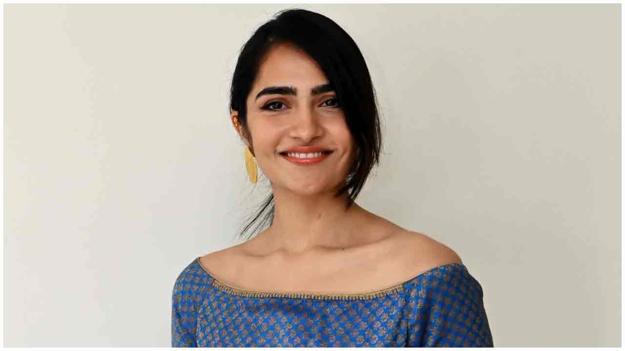 Rukmini Vasanth | సప్త సాగరాలు ధాటి మూవీ థియేట్రికల్ ట్రైలర్ లాంచ్ ఈవెంట్‌లో రుక్మిణి వసంత్..