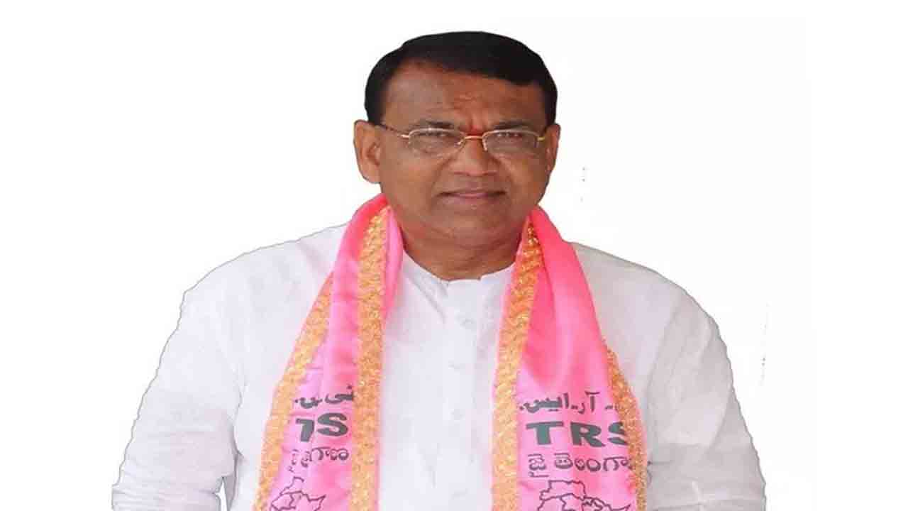 పోచారం వెంటే కొయ్యగుట్ట వాసులు