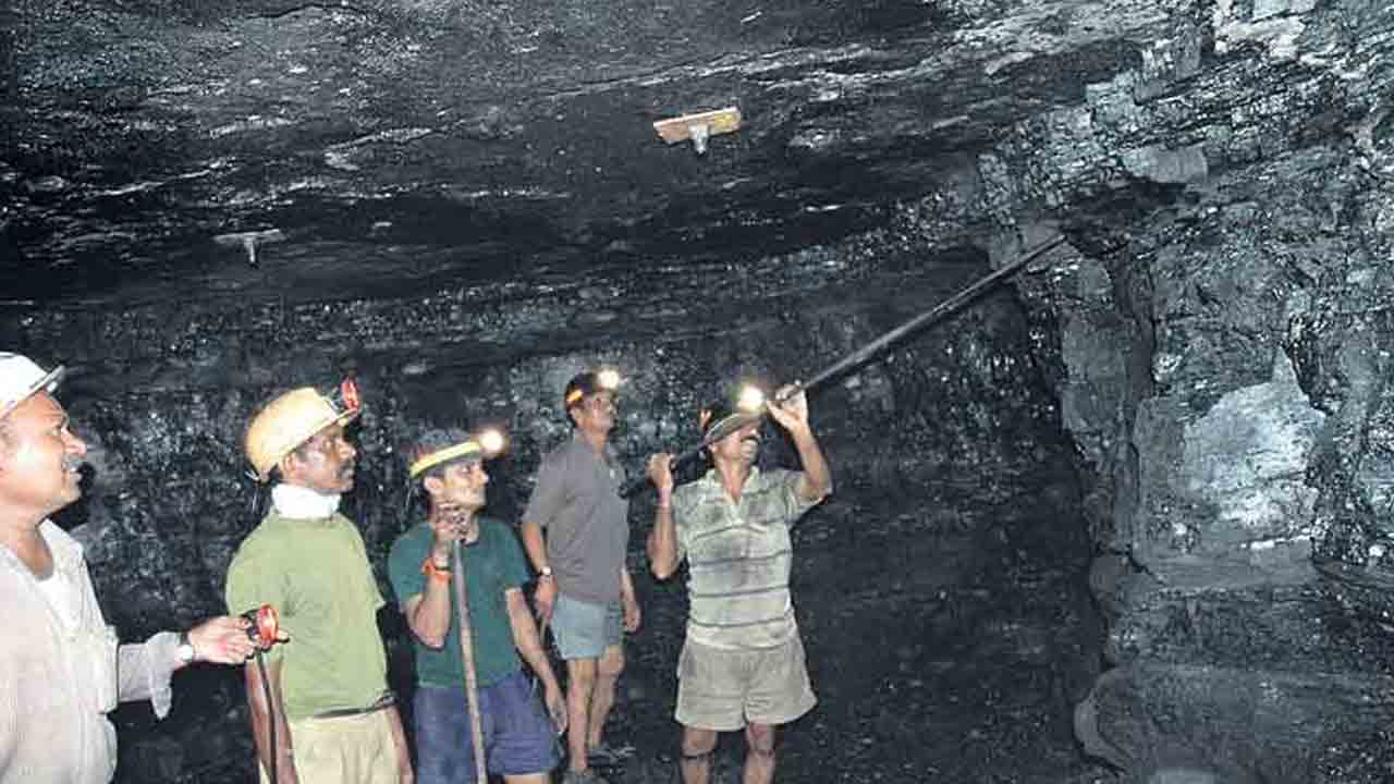 సింగరేణి కార్మికునికి 6.5 లక్షలు