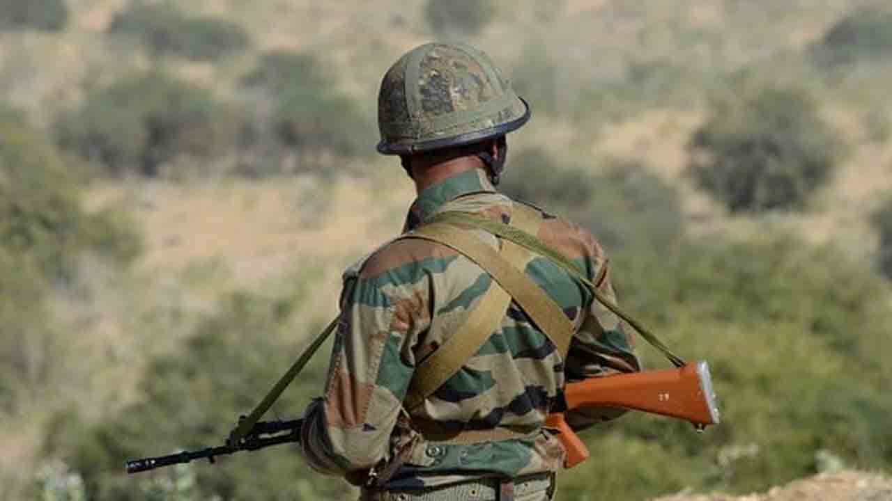 accidental firing | ప్రమాదవశాత్తూ కాల్పులు.. ఆర్మీ జవాన్ మృతి, మరొకరికి గాయాలు