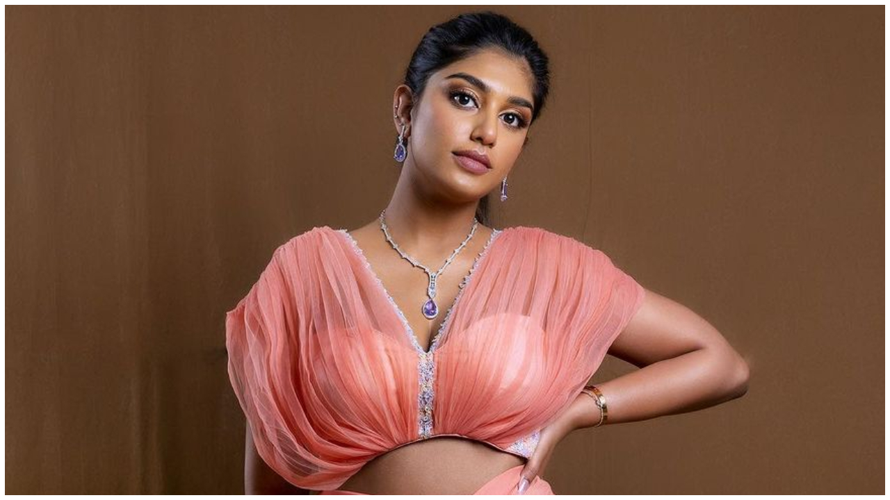 Bandaru Supritha Naidu | సుప్రీత నాయుడు అందాలు అద‌ర‌హో..