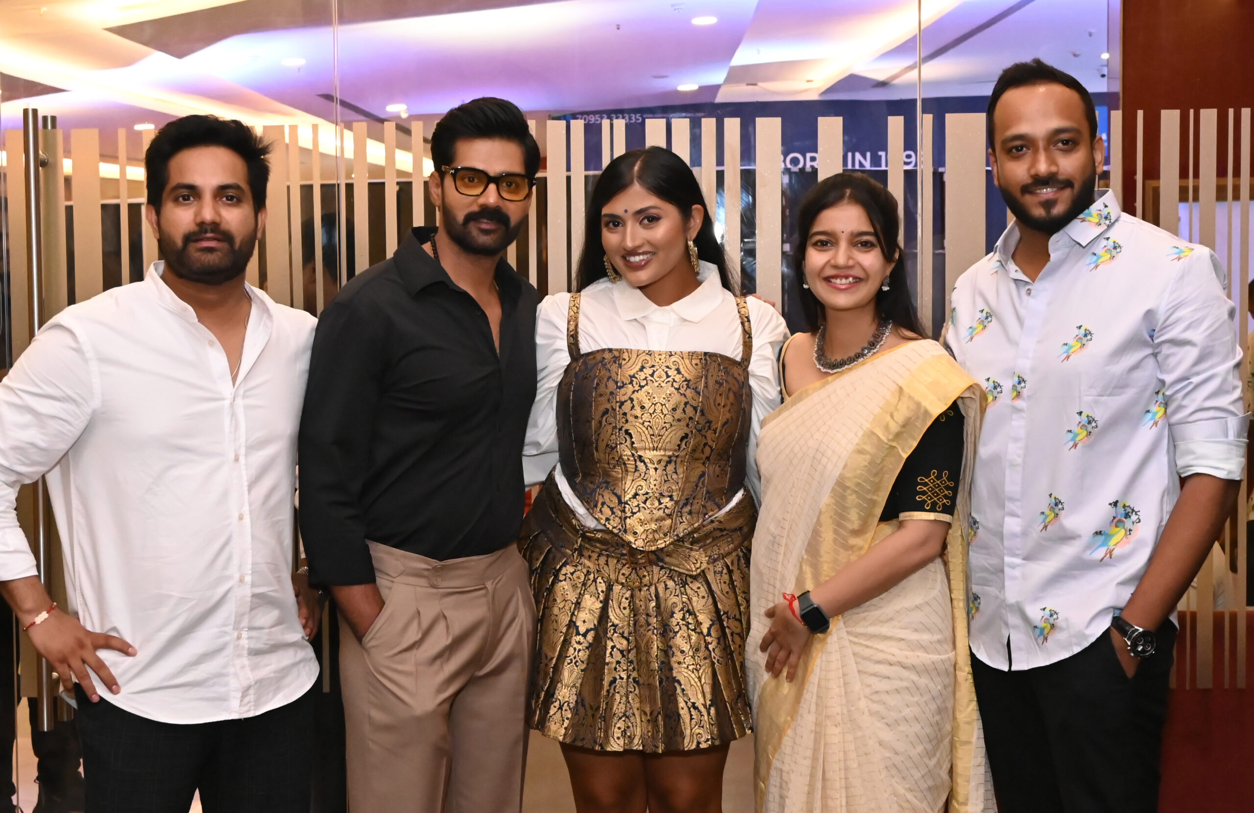 Swathi Reddy At Month Of Madhu Movie Trailer Launch