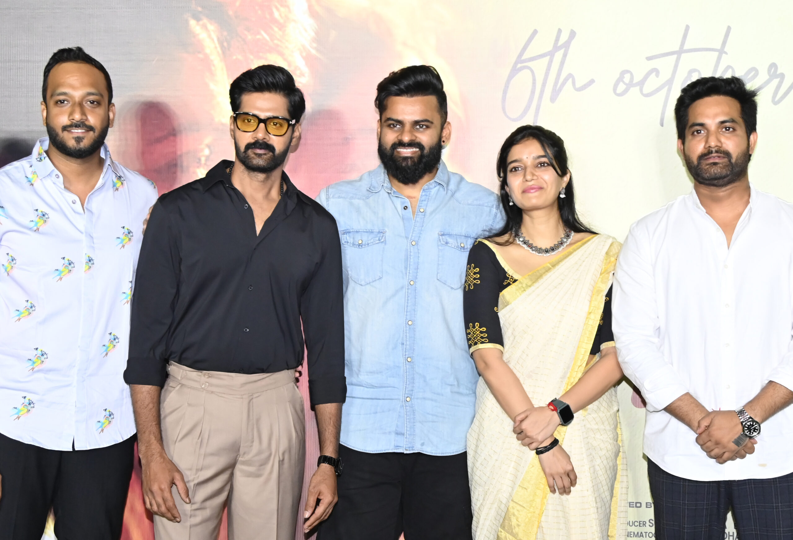 Swathi Reddy At Month Of Madhu Movie Trailer Launch