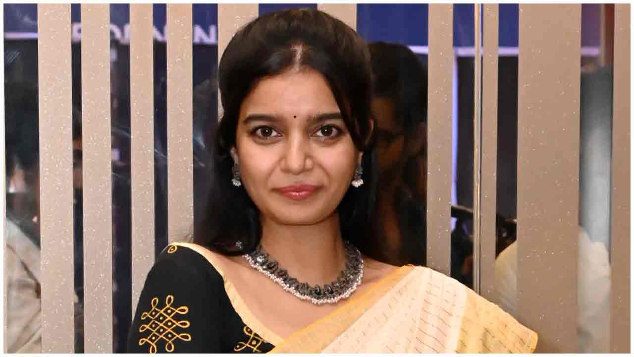Swathi Reddy | మంత్ ఆఫ్ మధు మూవీ ట్రైలర్ లాంచ్ ఈవెంట్‌లో స్వాతిరెడ్డి..
