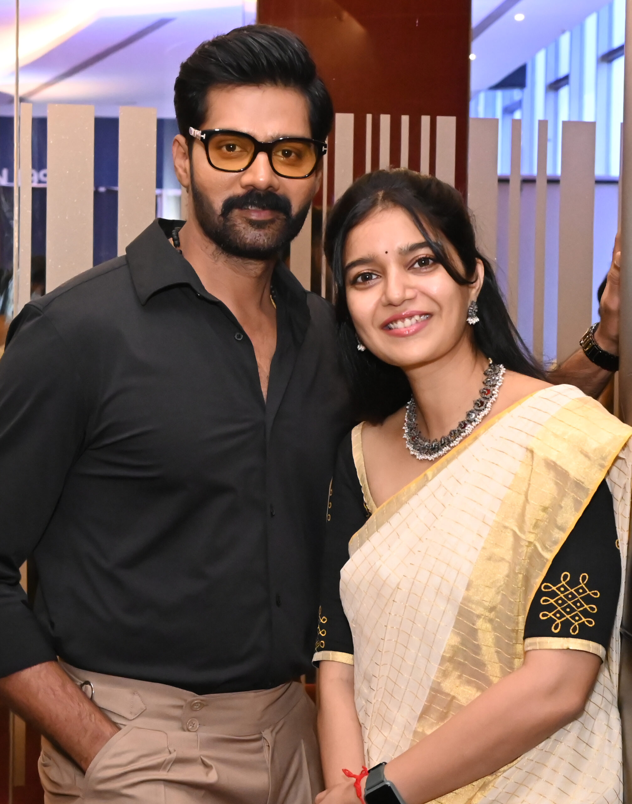 Swathi Reddy At Month Of Madhu Movie Trailer Launch