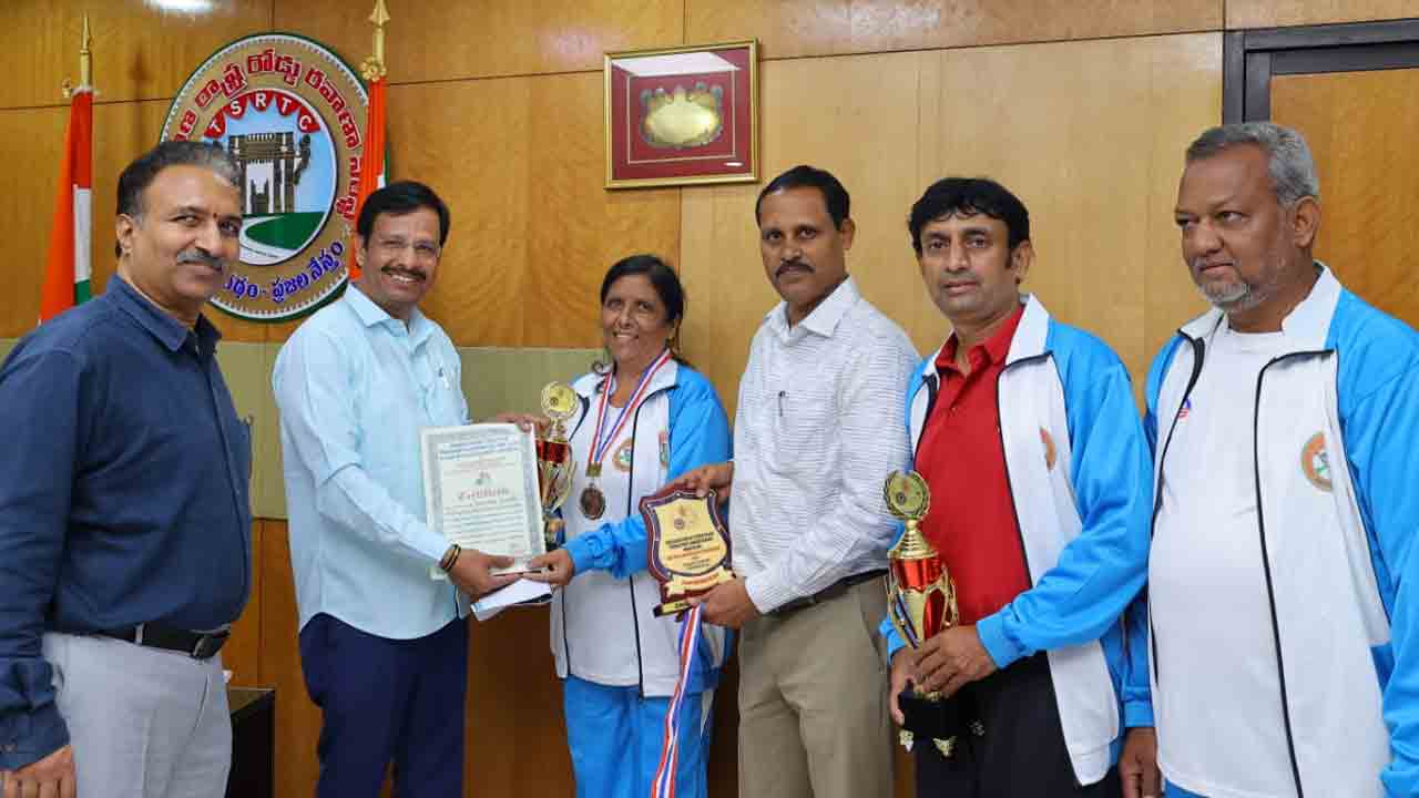 TSRTC | జాతీయ స్పోర్ట్స్‌మీట్‌లో టీఎస్ఆర్టీసీ ఉద్యోగుల సత్తా.. ఎండీ స‌జ్జ‌నార్ అభినంద‌న‌లు