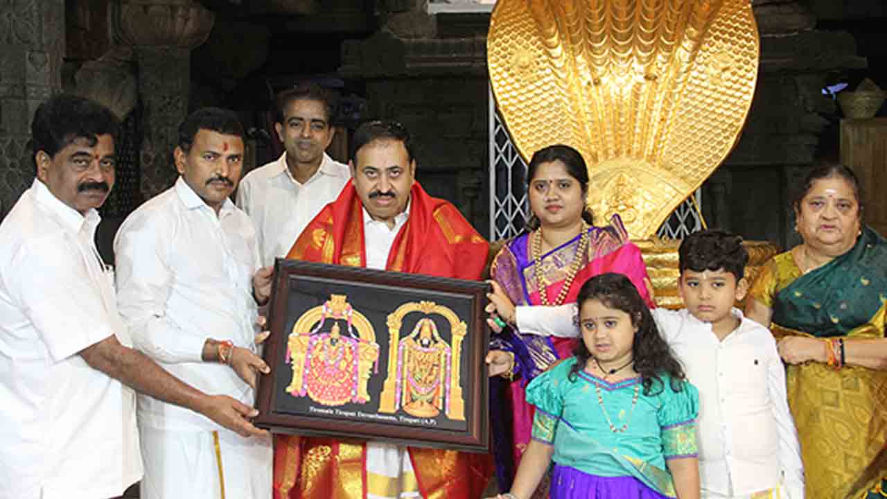 TTD | టీటీడీ ధర్మకర్తల మండలి సభ్యులుగా కృష్ణమూర్తి వైద్యనాథన్ ప్రమాణం