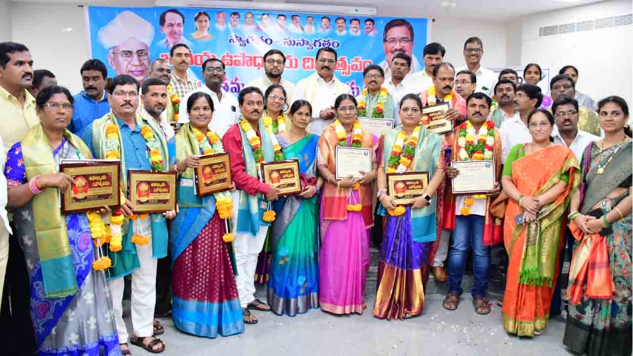 ఉత్తమ పౌరులుగా తీర్చిదిద్దాలి