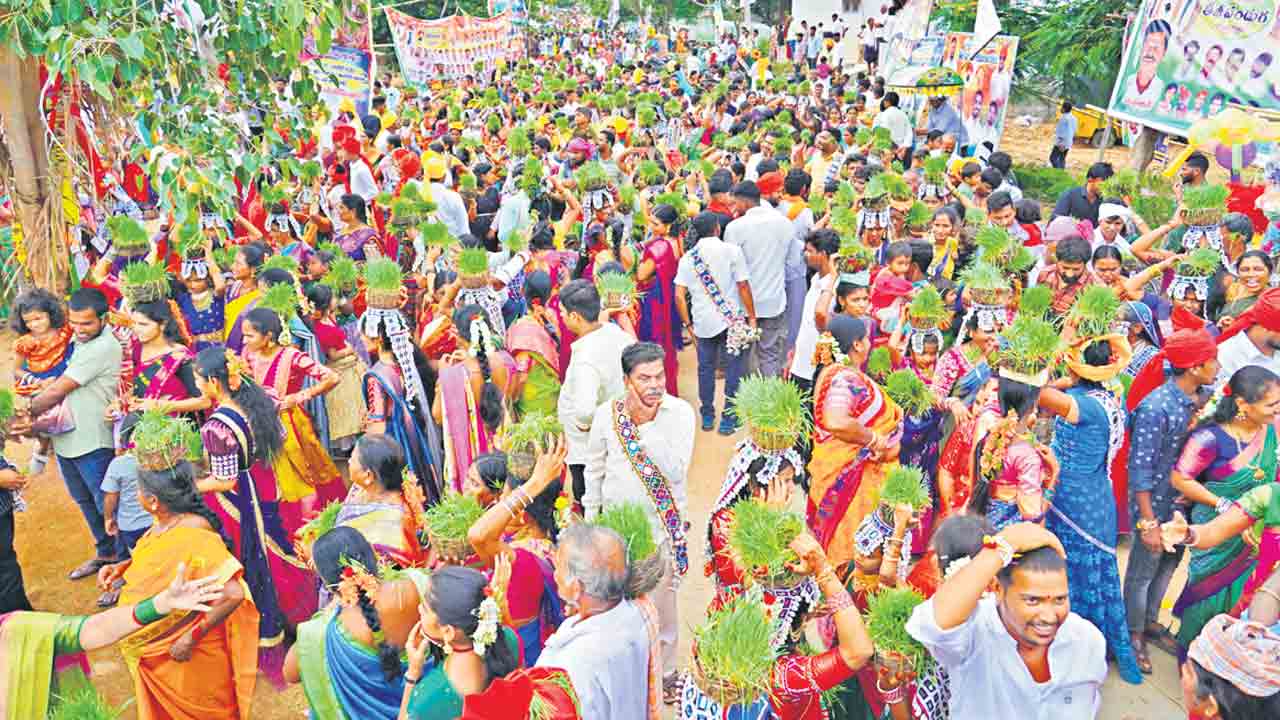 వైభవంగా తీజ్‌