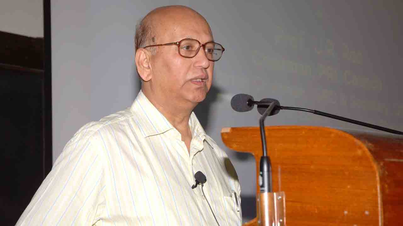 యూఆర్‌ రావు సలహా మేరకే..