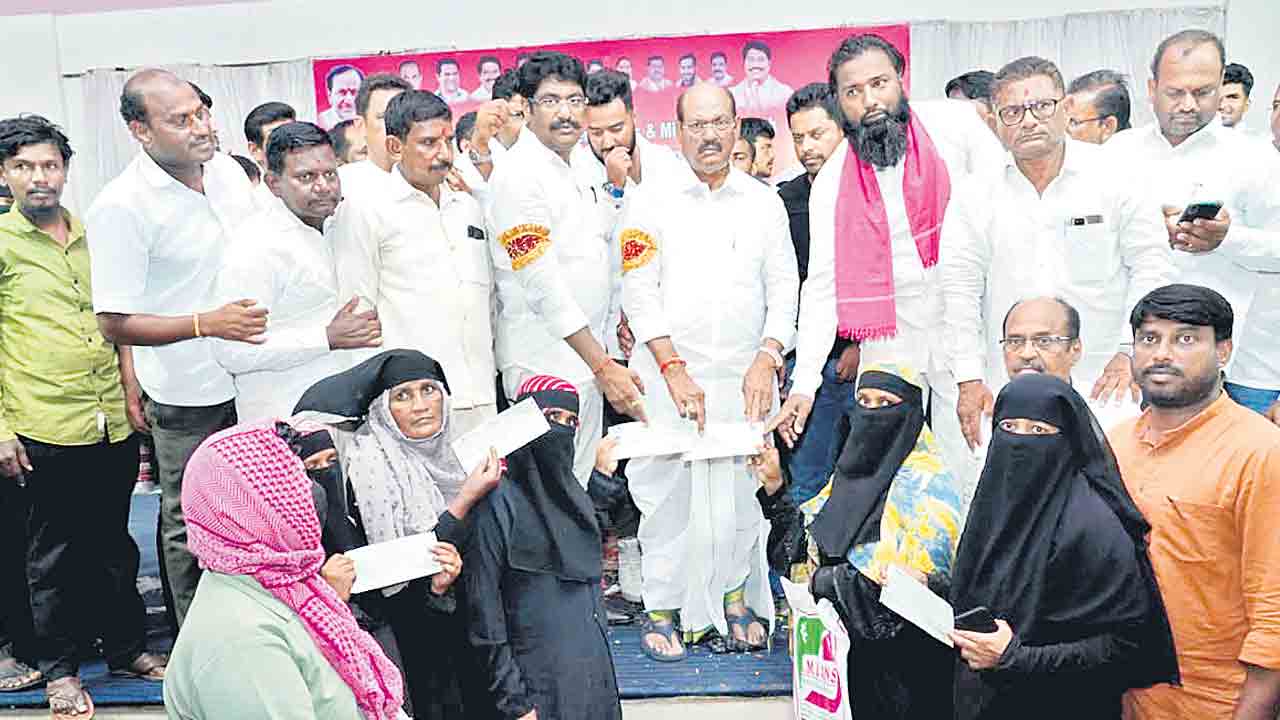 మైనార్టీల సంక్షేమానికి ప్రభుత్వ ప్రాధాన్యం