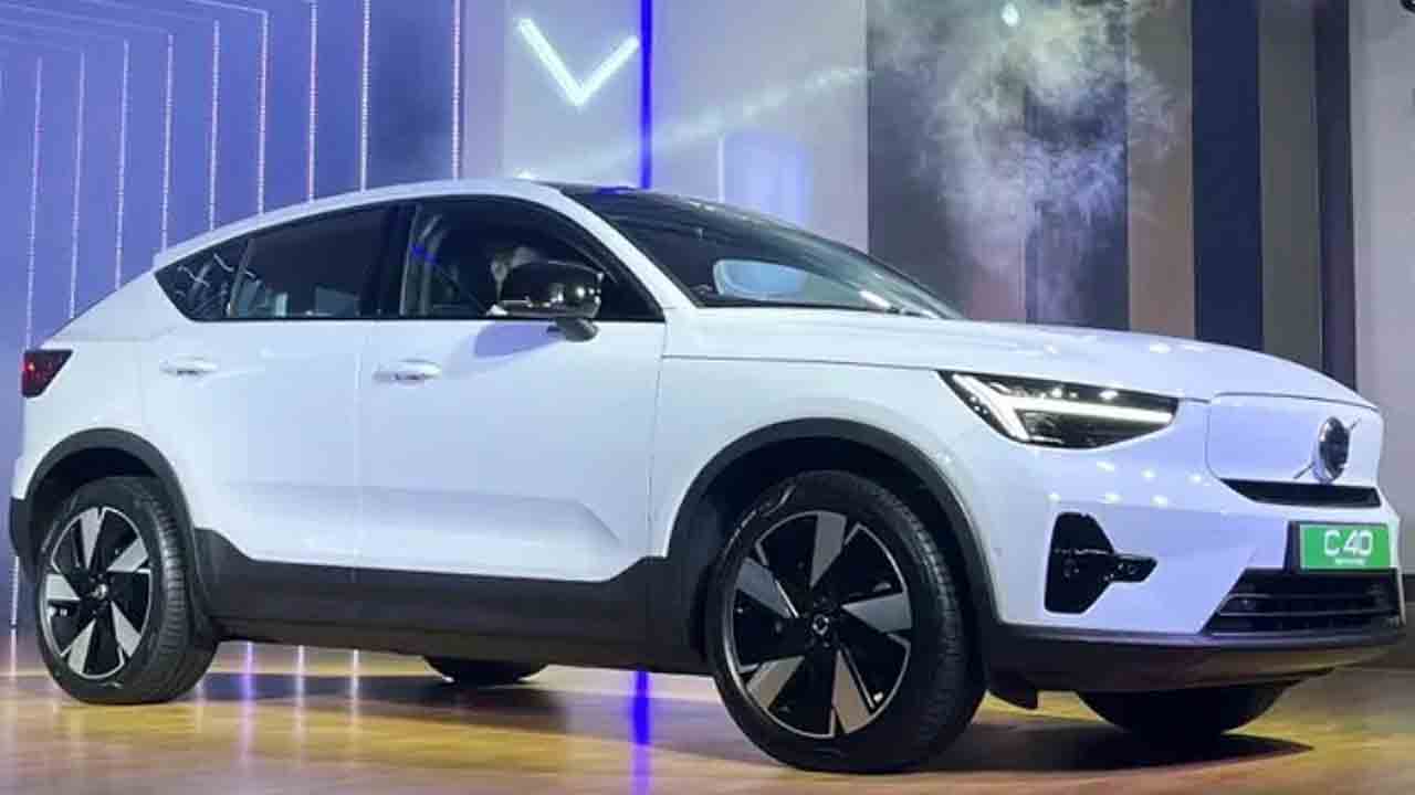Volvo C40 Recharge | మార్కెట్లోకి వోల్వో సీ40 రీచార్జీ ఈవీ కారు.. ఇవీ డిటైల్స్..!