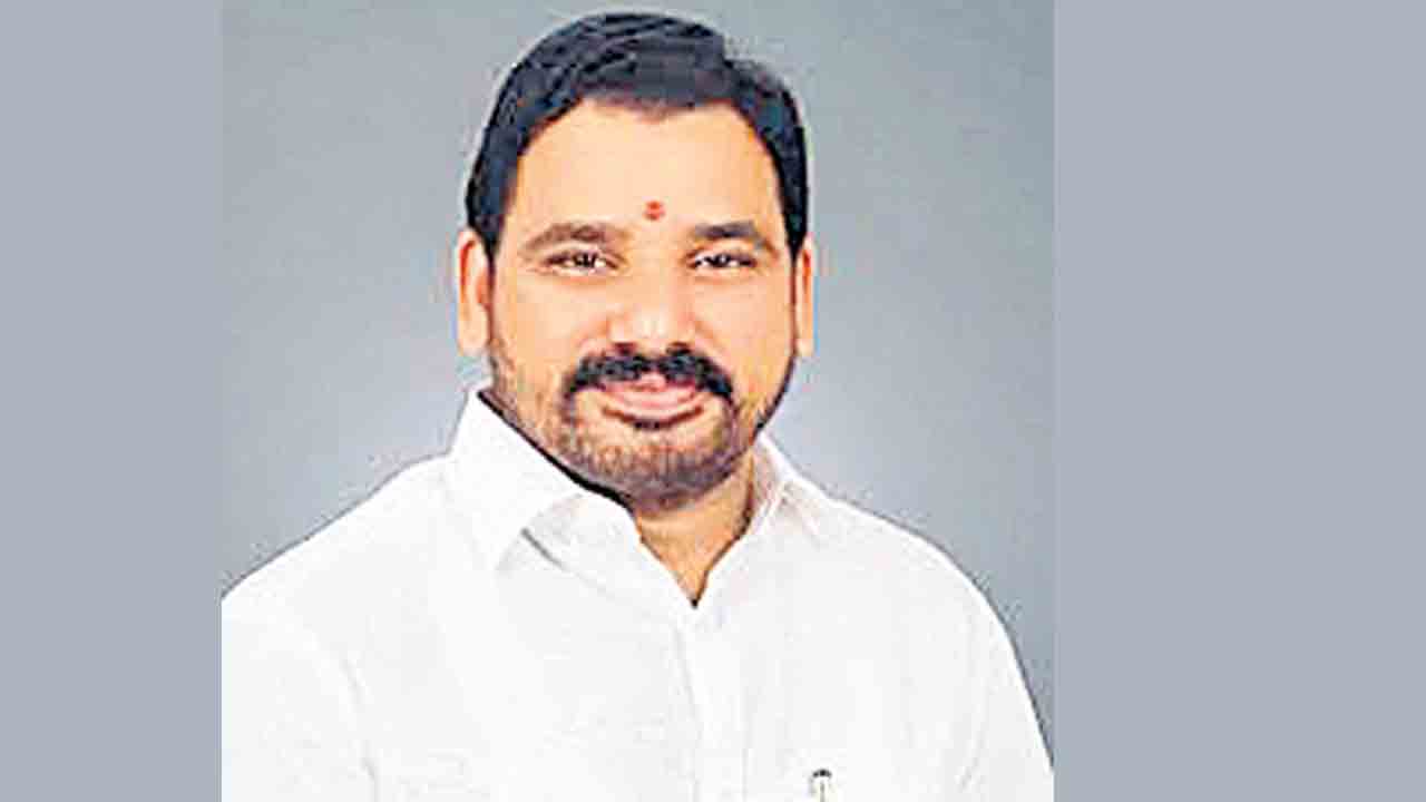 బీజేపీ ఏజెంట్‌లా గవర్నర్‌ తీరు