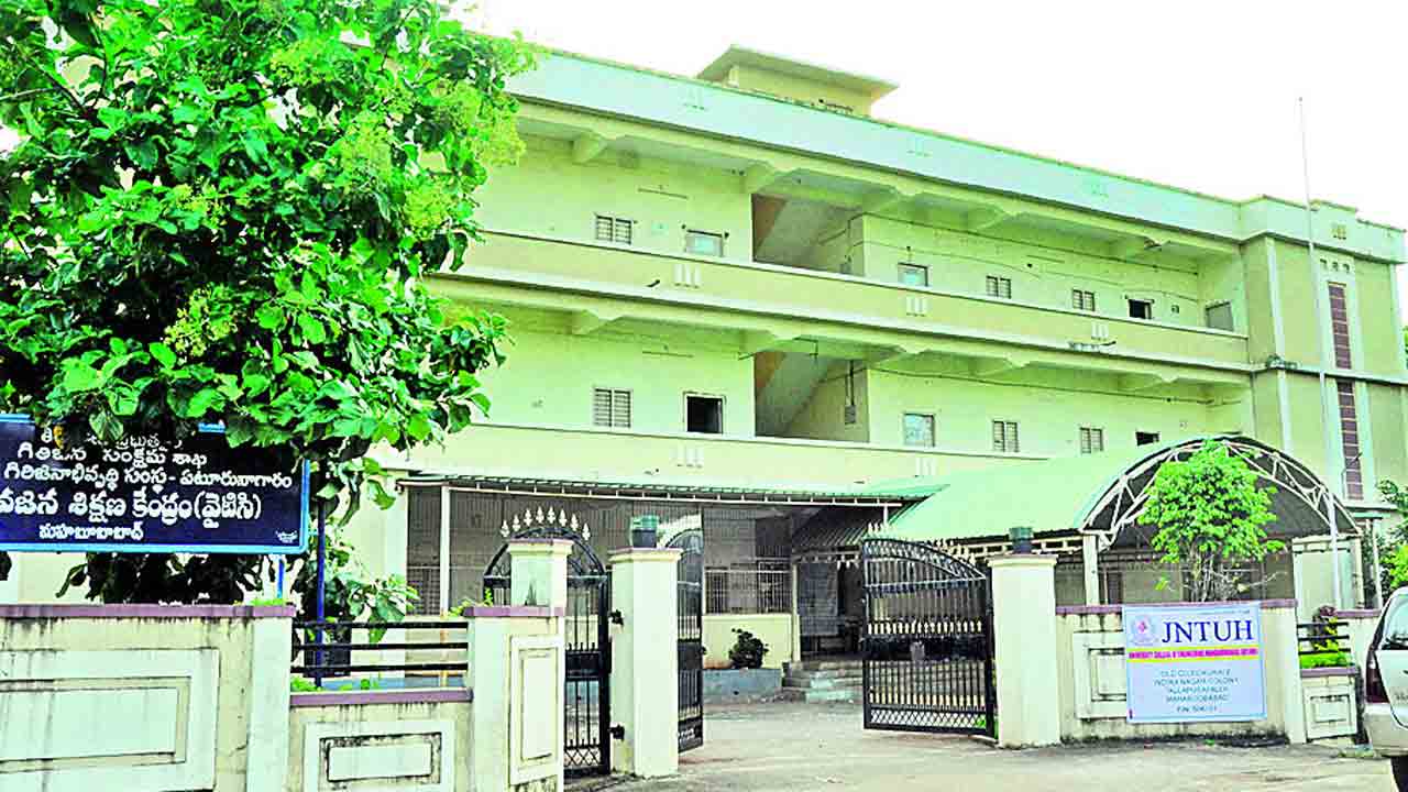 అడ్మిషన్లు మొదలు వారంలో క్లాసులు