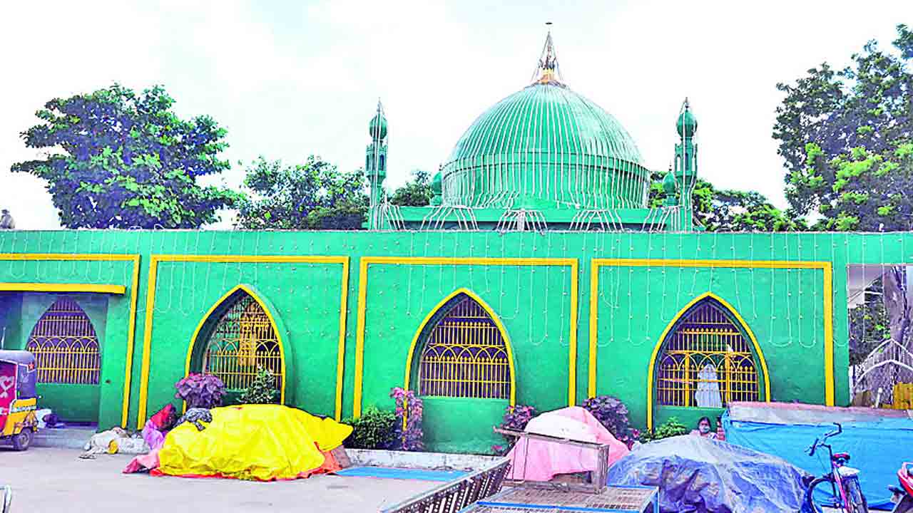 సమైక్యతకు ప్రతీక దర్గా కాజీపేట