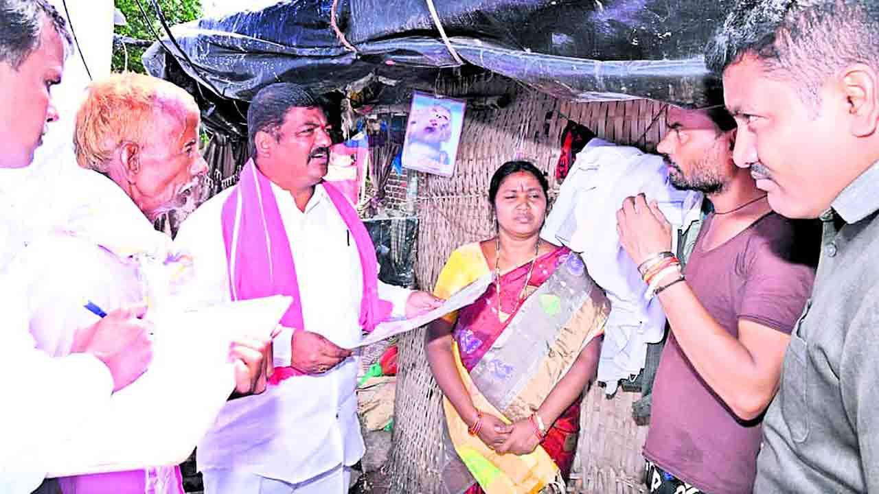 ప్రజా సమస్యల పరిష్కారానికే మొదటి ప్రాధాన్యం