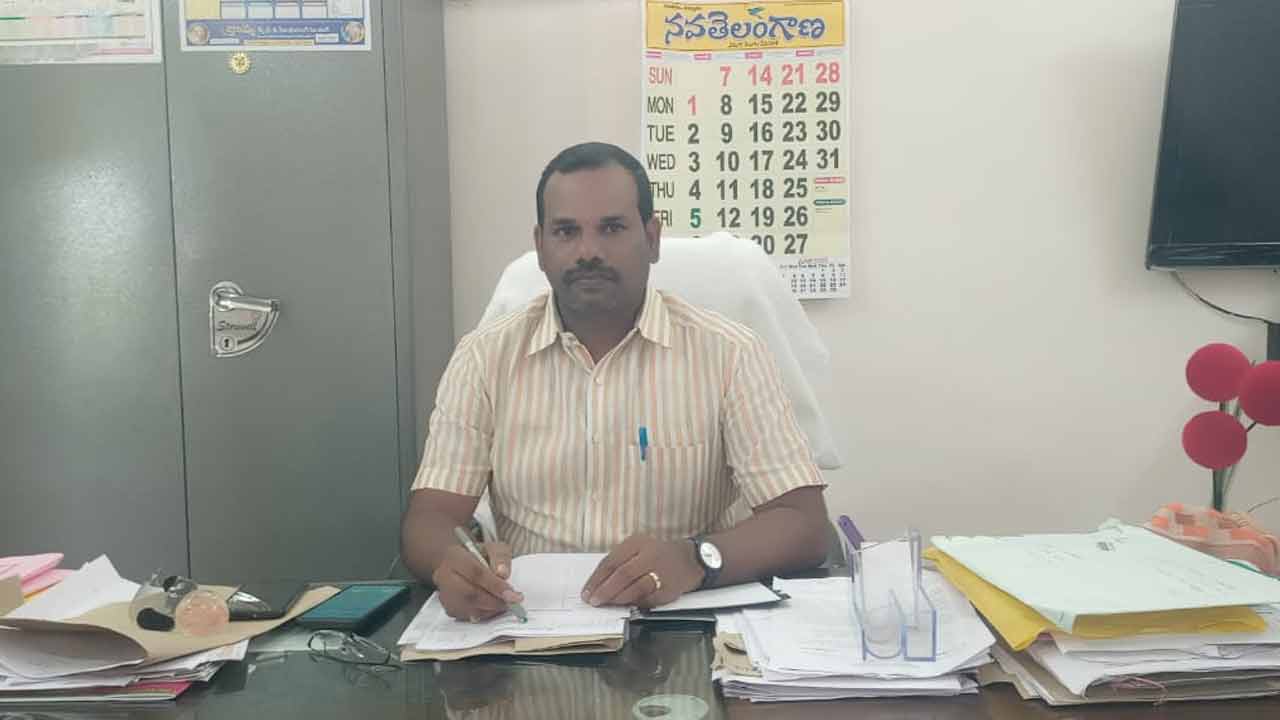 Marriguda | మర్రిగూడ తహసీల్దార్ ఇంట్లో ఏసీబీ సోదాలు.. రూ. 2 కోట్ల‌కు పైగా న‌గ‌దు ల‌భ్యం