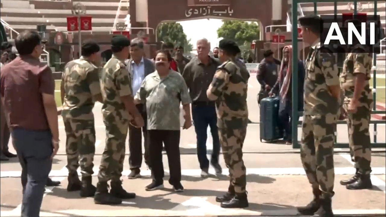 BCCI: క్రికెట్ సంబంధాల్ని పున‌రుద్ద‌రించాలని పాక్ బోర్డు కోరింది: బీసీసీఐ