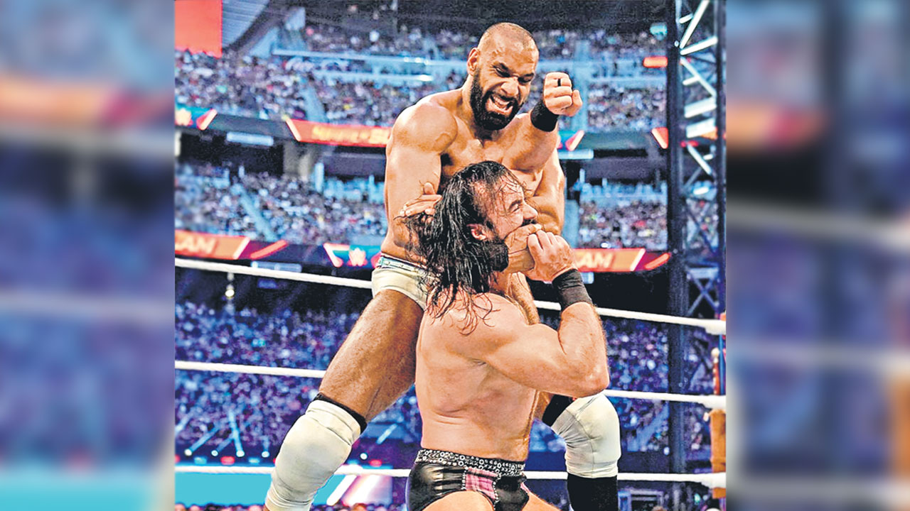 WWE |  డబ్ల్యూడబ్ల్యూఈ పోటీలకు ముస్తాబైన హైదరాబాద్‌.. బరిలో వరల్డ్‌ రెజ్లింగ్ స్టార్స్‌