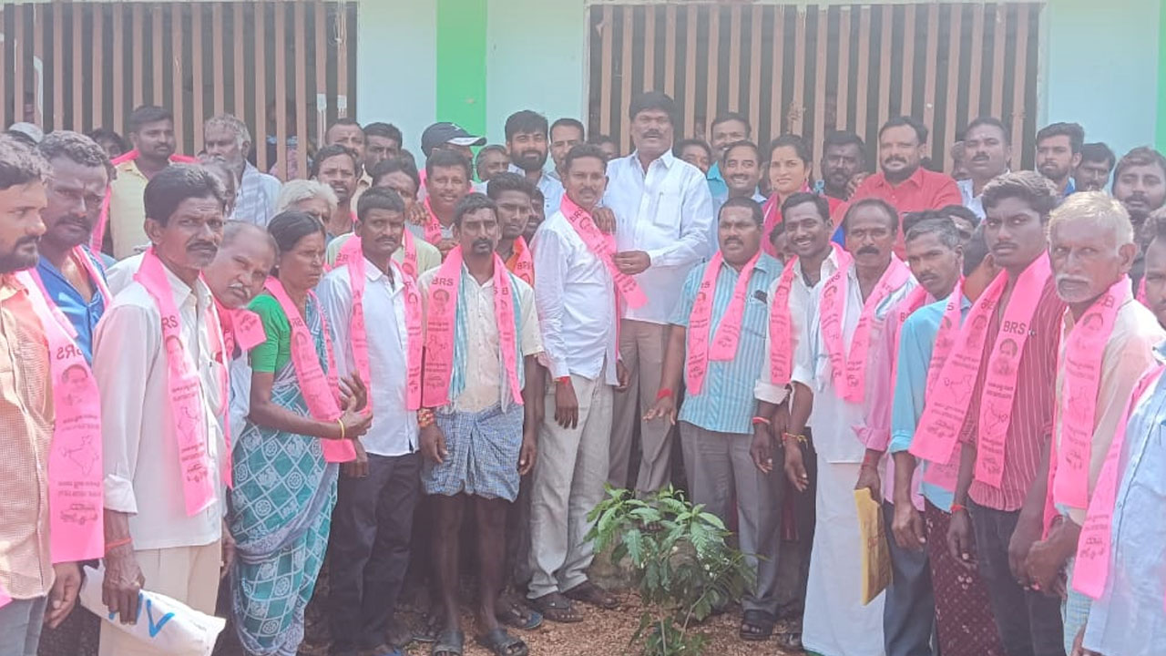 Warangal | ఆ గ్రామంలో ప్రతిపక్షమే లేదు..ఊరు ఊరంతా బీఆర్‌ఎస్‌లోనే