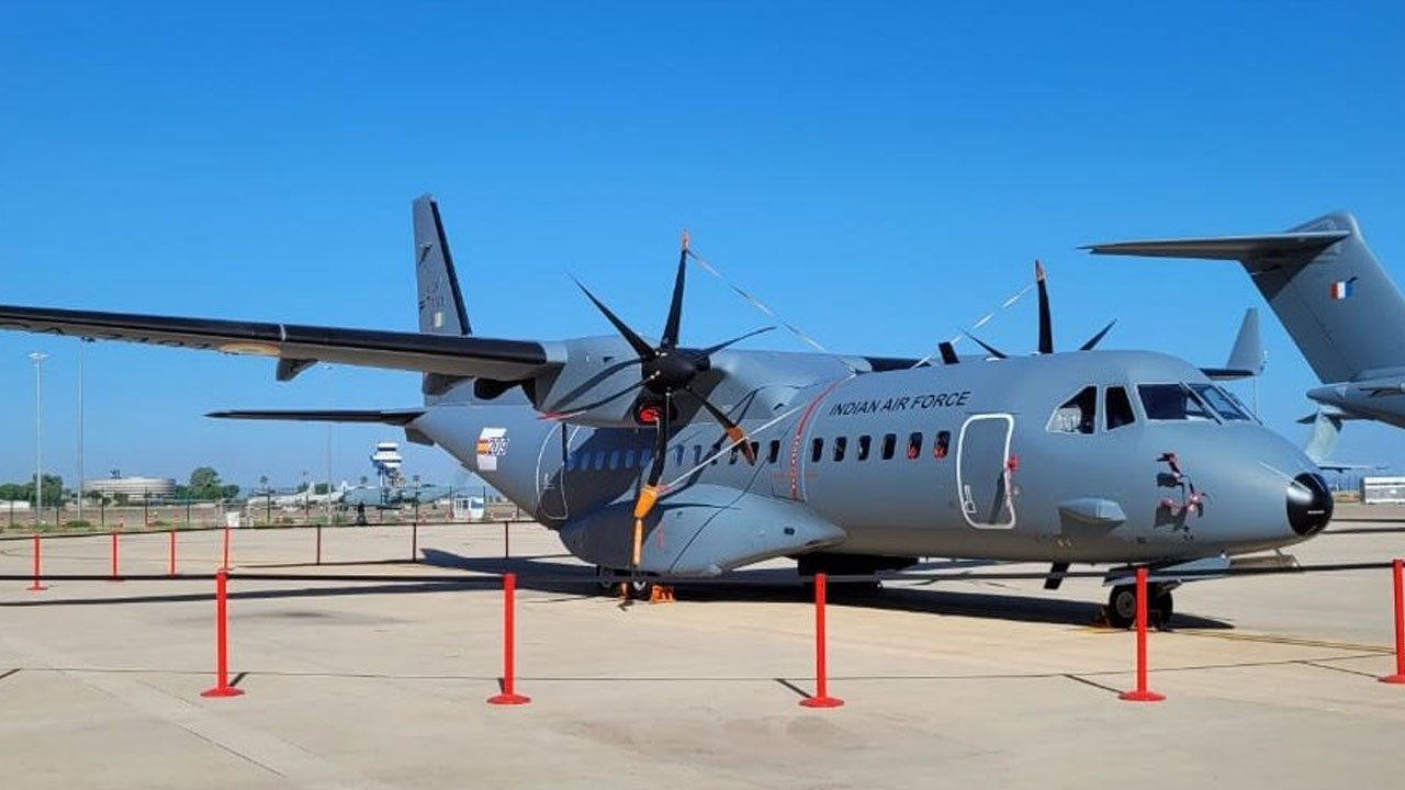 C-295 Aircraft : ఐఏఎఫ్‌లోకి సీ-295 ట్రాన్స్‌పోర్టు విమానం.. స్పెయిన్‌లో అంద‌జేత కార్య‌క్ర‌మం