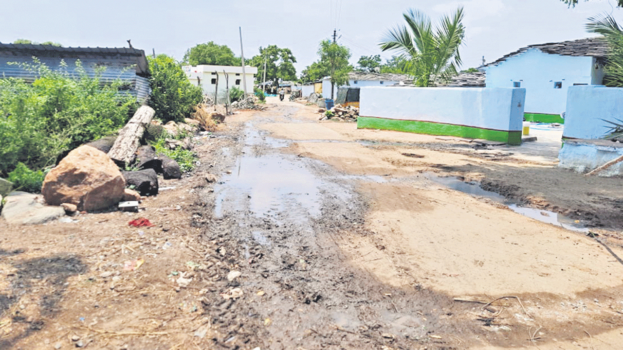 తండాలకు మహర్దశ..
