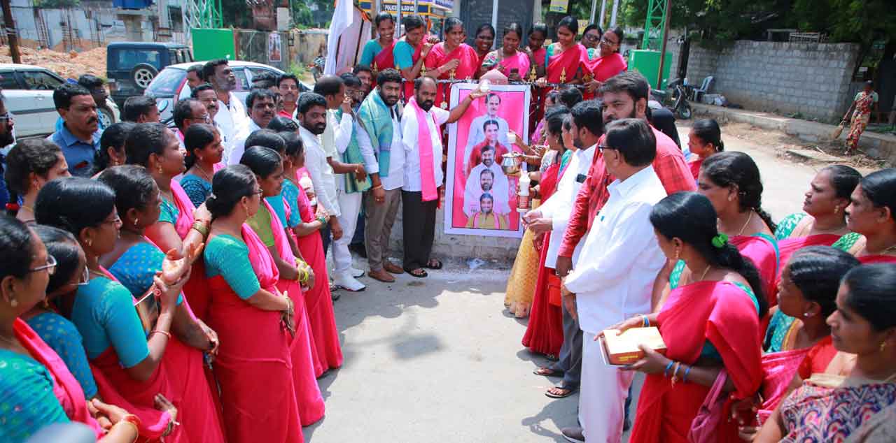 ఆర్పీల్లో వేతన సంబురం