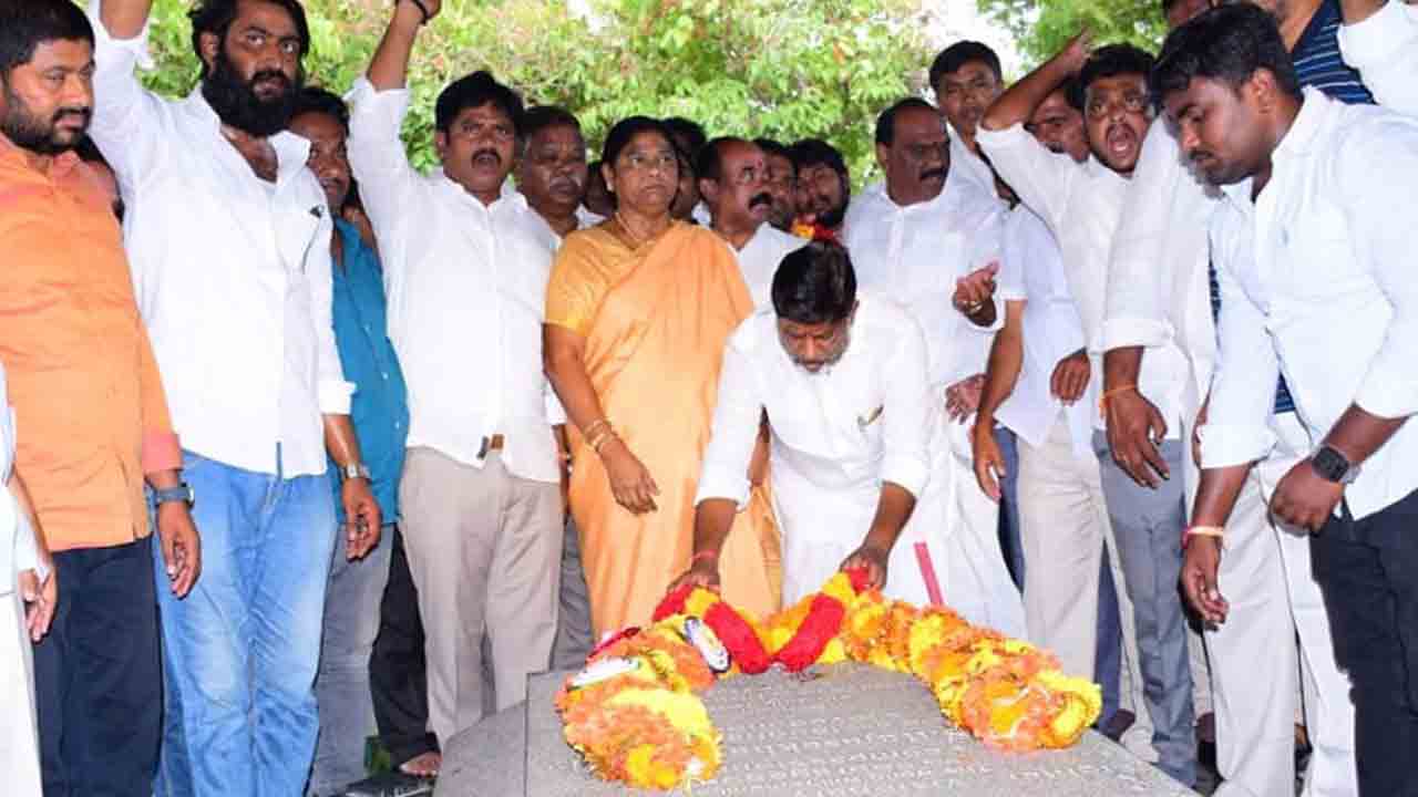 Telangana |  వైఎస్ పాలనమళ్లీ తెస్తారట.. రాష్ట్రంపై కాంగ్రెస్ మార్క్ కుట్రలు షురూ