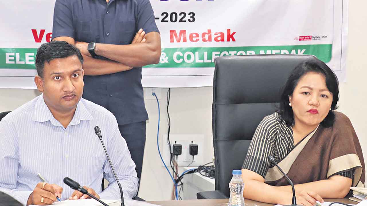 అర్హులైన వారిని ఓటరుగా నమోదు చేయాలి