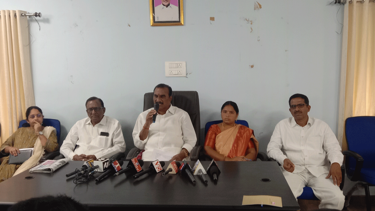 పేదల ఇంటి స్థలాలకు 22 ఎకరాలు