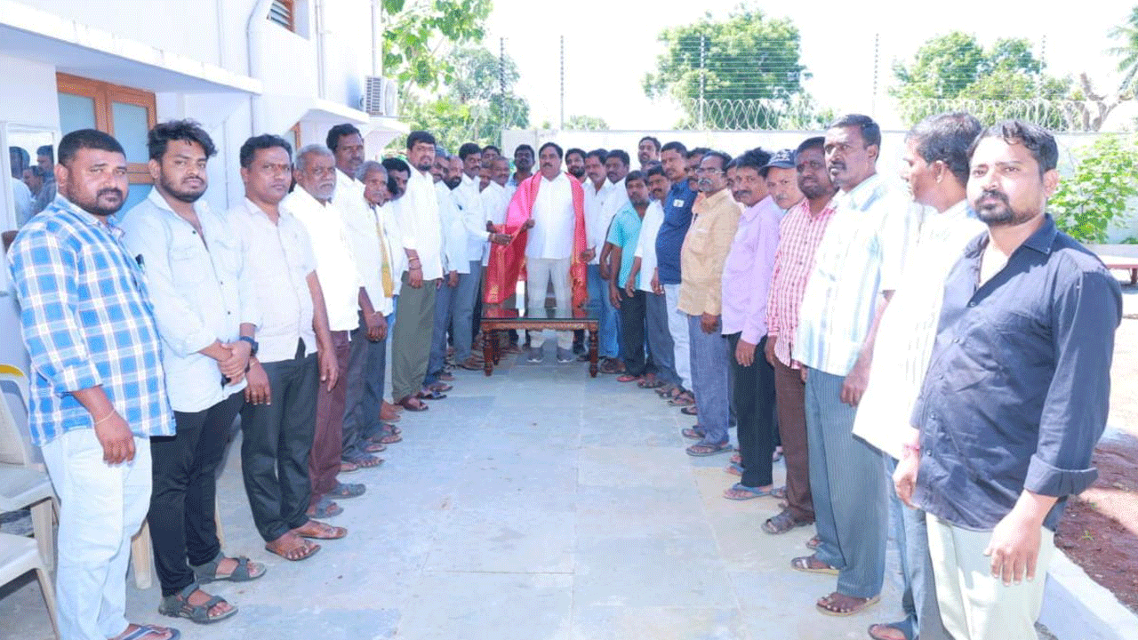 Minister Errabelli | పాలకుర్తిలో ప‌ద్మశాలీల సామాజిక భ‌వ‌నానికి నిధులు మంజూరు చేస్తాం : మంత్రి ఎర్రబెల్లి