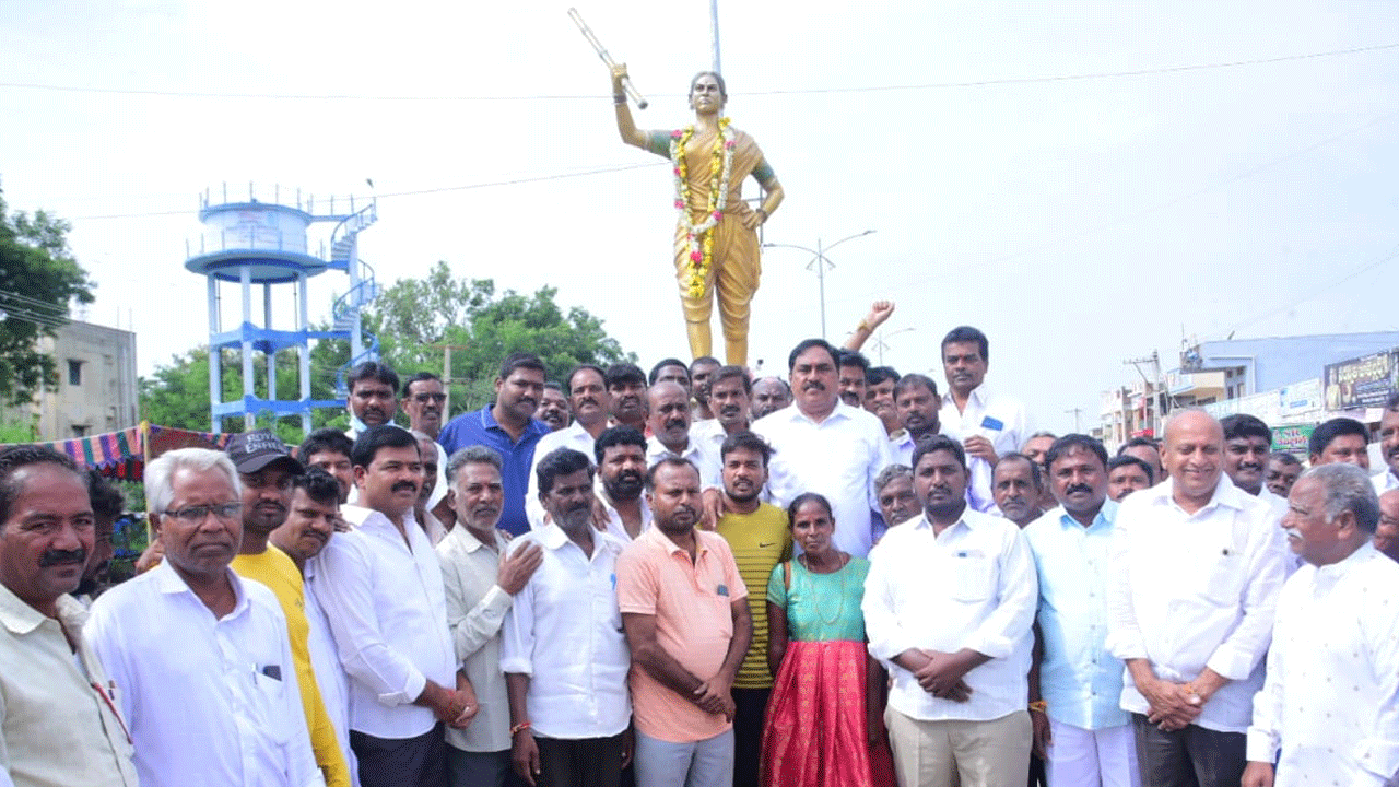 Minister Errabelli | వీరనారి ఐలమ్మ ఉద్యమమే.. నాటి తెలంగాణ సాయుధ పోరాటానికి స్ఫూర్తి : మంత్రి ఎర్రబెల్లి