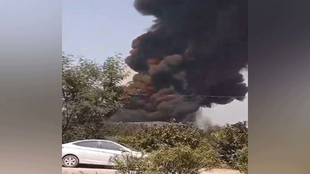 Fire Accident | పెయింట్ ఫ్యాక్ట‌రీలో భారీ అగ్నిప్ర‌మాదం