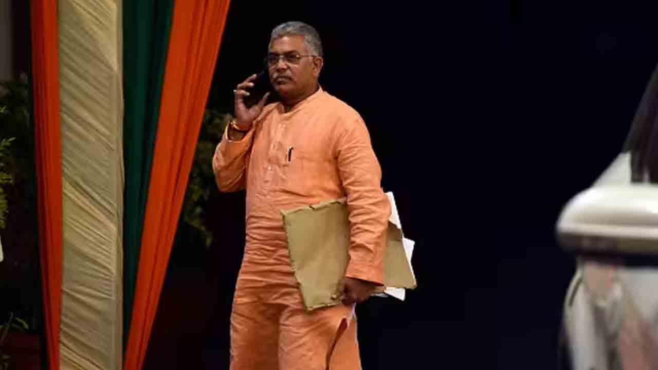 India Vs Bharat |  ఇండియా పేరును భారత్‌గా మార్చడం ఇష్టం లేని వారు దేశాన్ని విడిచిపెట్టి వెళ్లిపోవచ్చు: బీజేపీ నేత దిలీప్‌ ఘోష్‌