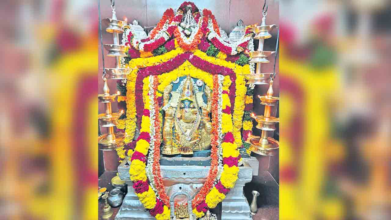 వక్రతుండ మహాకాయ..!