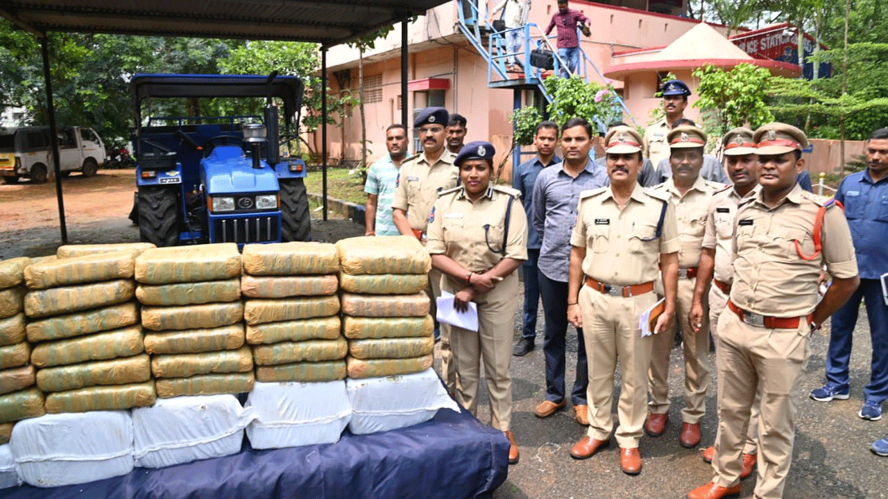 Crime news | మంచిర్యాల జిల్లాలో 465 కిలోల గంజాయి పట్టివేత