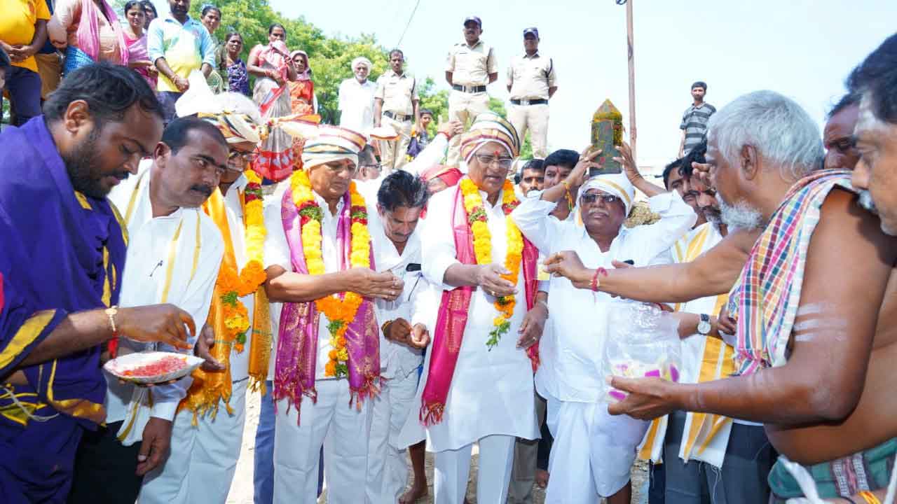 అభివృద్ధిలో దూసుకుపోతున్న తెలంగాణ