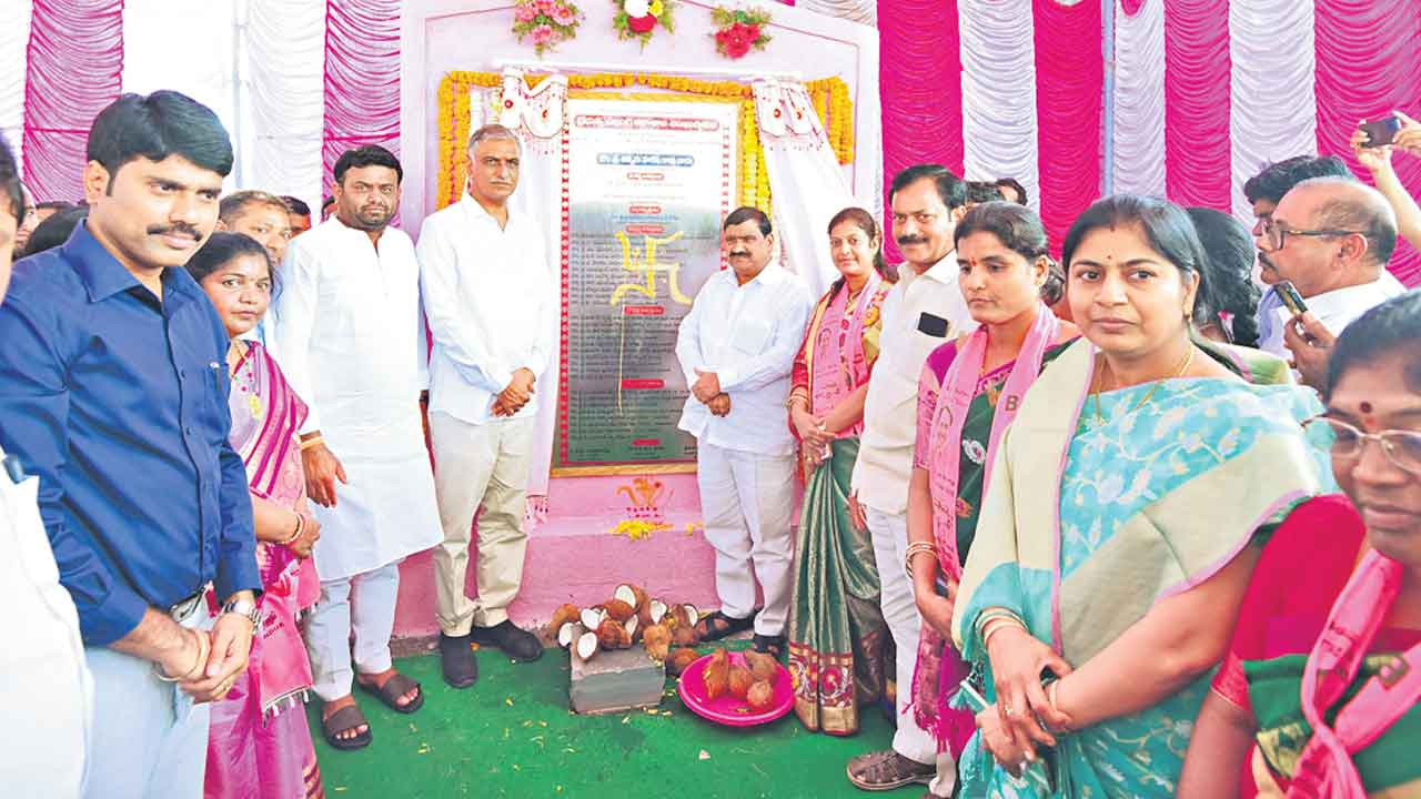 విపక్షాల ఉచ్చులో పడొద్దు