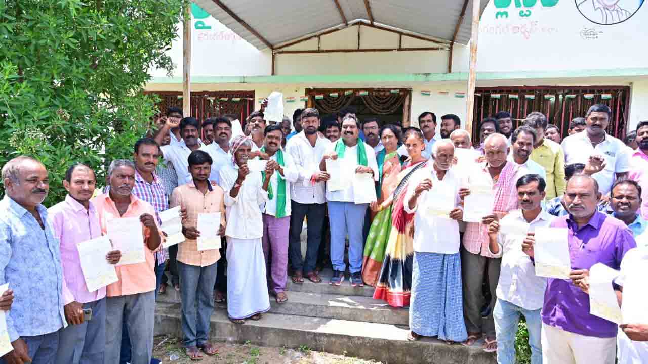 మోసం చేసే పార్టీలను నమ్మొద్దు