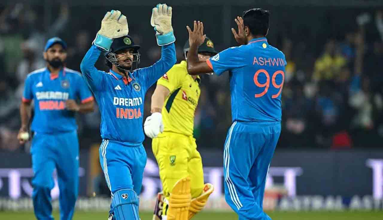 IND vs AUS | రెండో వ‌న్డేలో ఆస్ట్రేలియా చిత్తు.. సిరీస్ కైవ‌సం చేసుకున్న భారత్